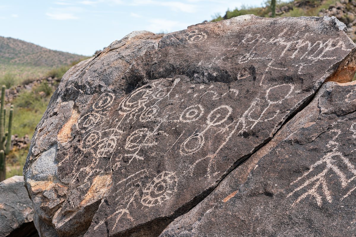 2019 August Picacho Mountain Petroglyphs 03