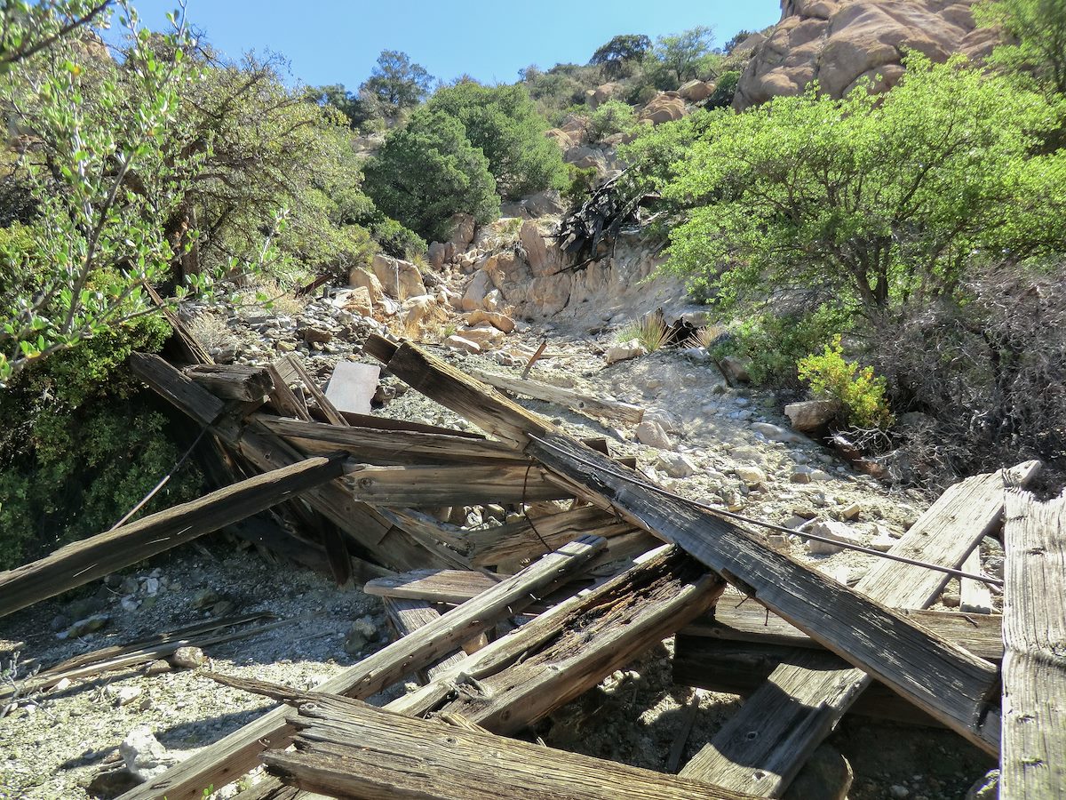 2013 May Abril Mine Ore Chute and Debris