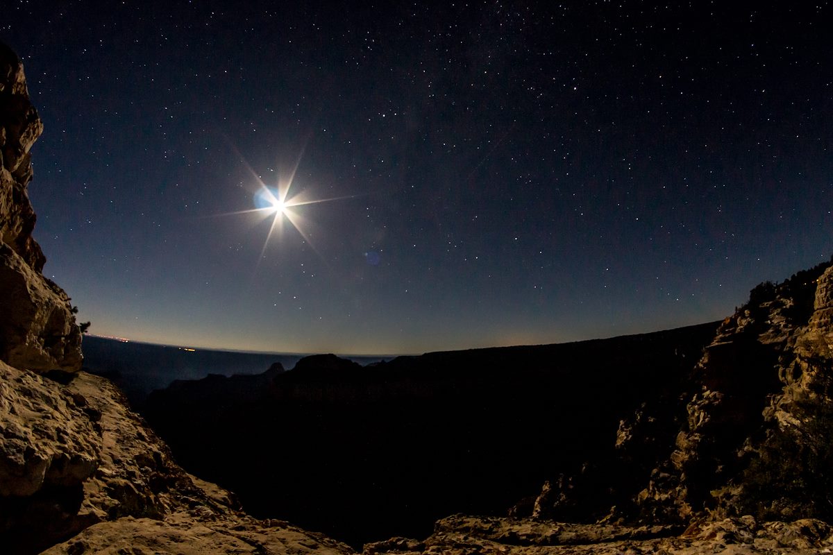 2014 October Moon from Bright Angel Point