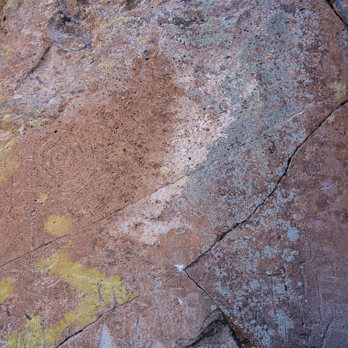 2016 June Tsankawi Petroglyphs 01