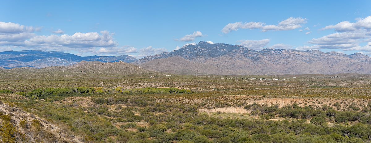 2024 November Hints of Color in Cienega Creek